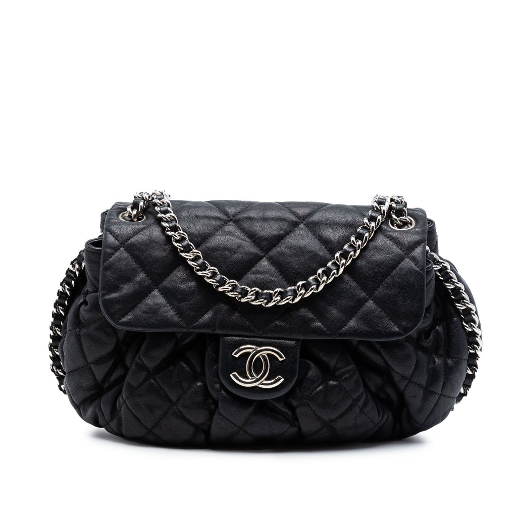 Chanel CC Matelassé Cuir d’agneau Sac rond à chaîne à rabat