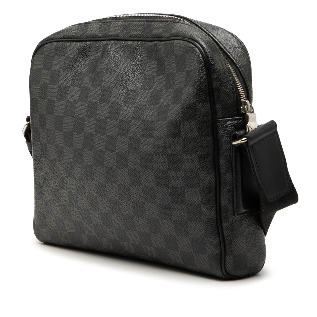 Louis Vuitton Damier Graphite Dayton Reporter MM