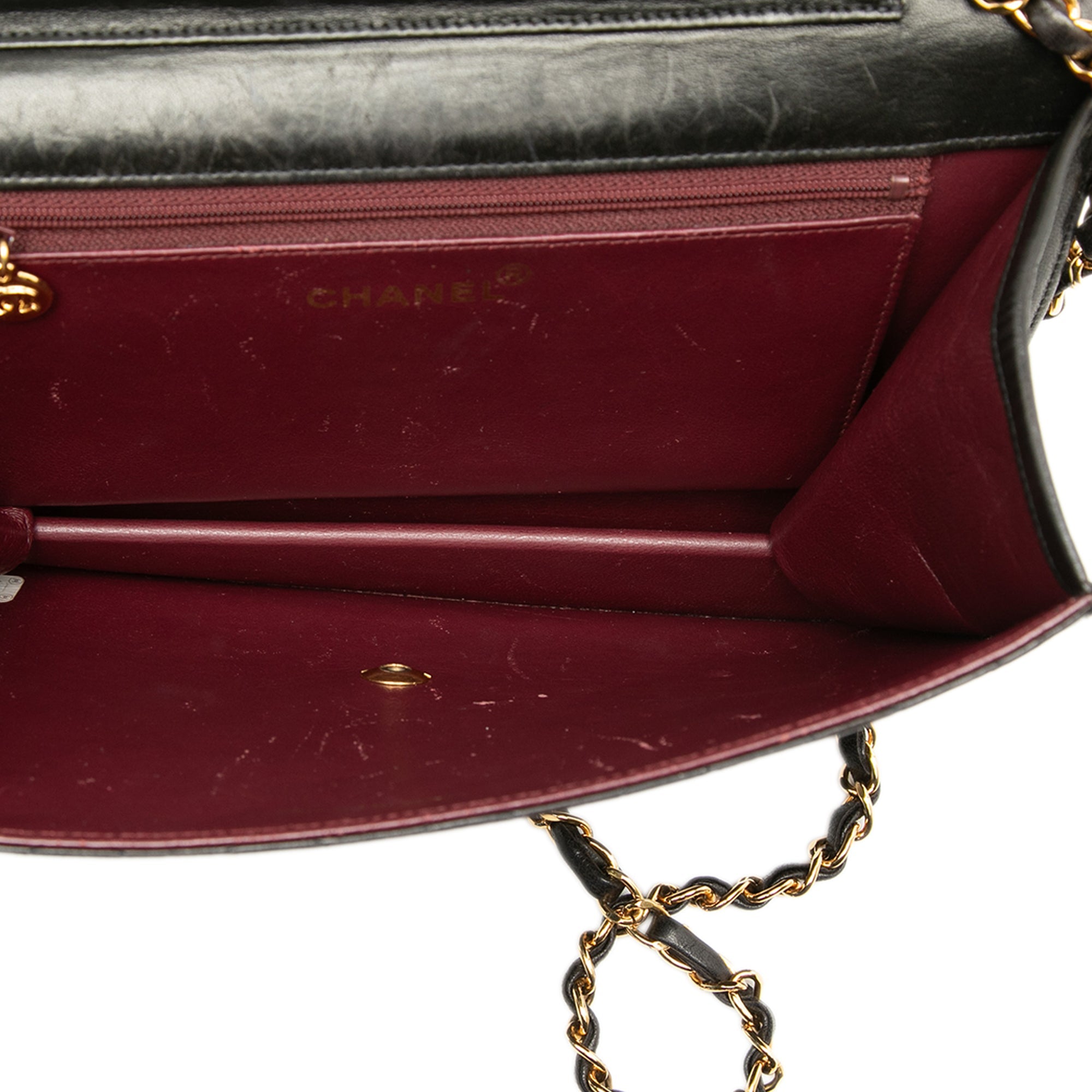 Chanel Medium CC Matelassé Cuir d’agneau Simple rabat