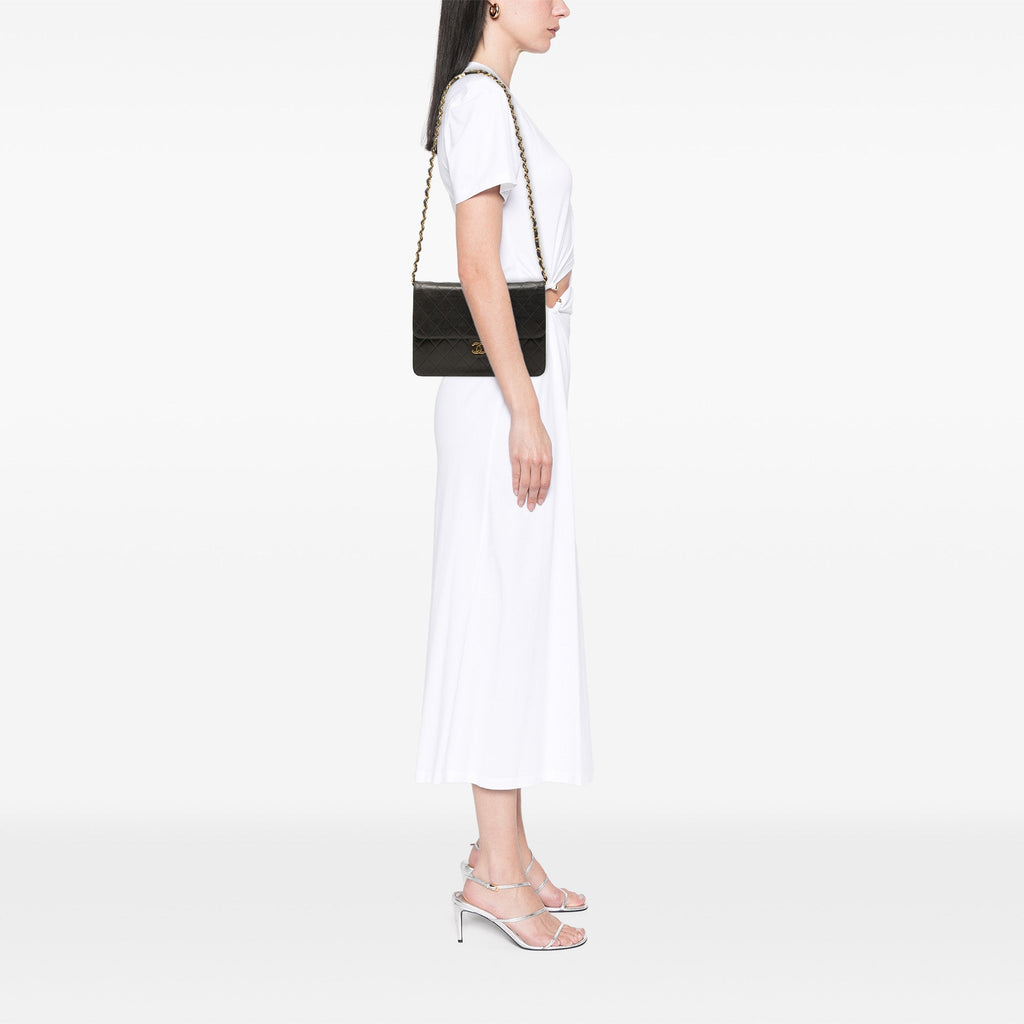 Chanel Medium CC Matelassé Cuir d’agneau Simple rabat