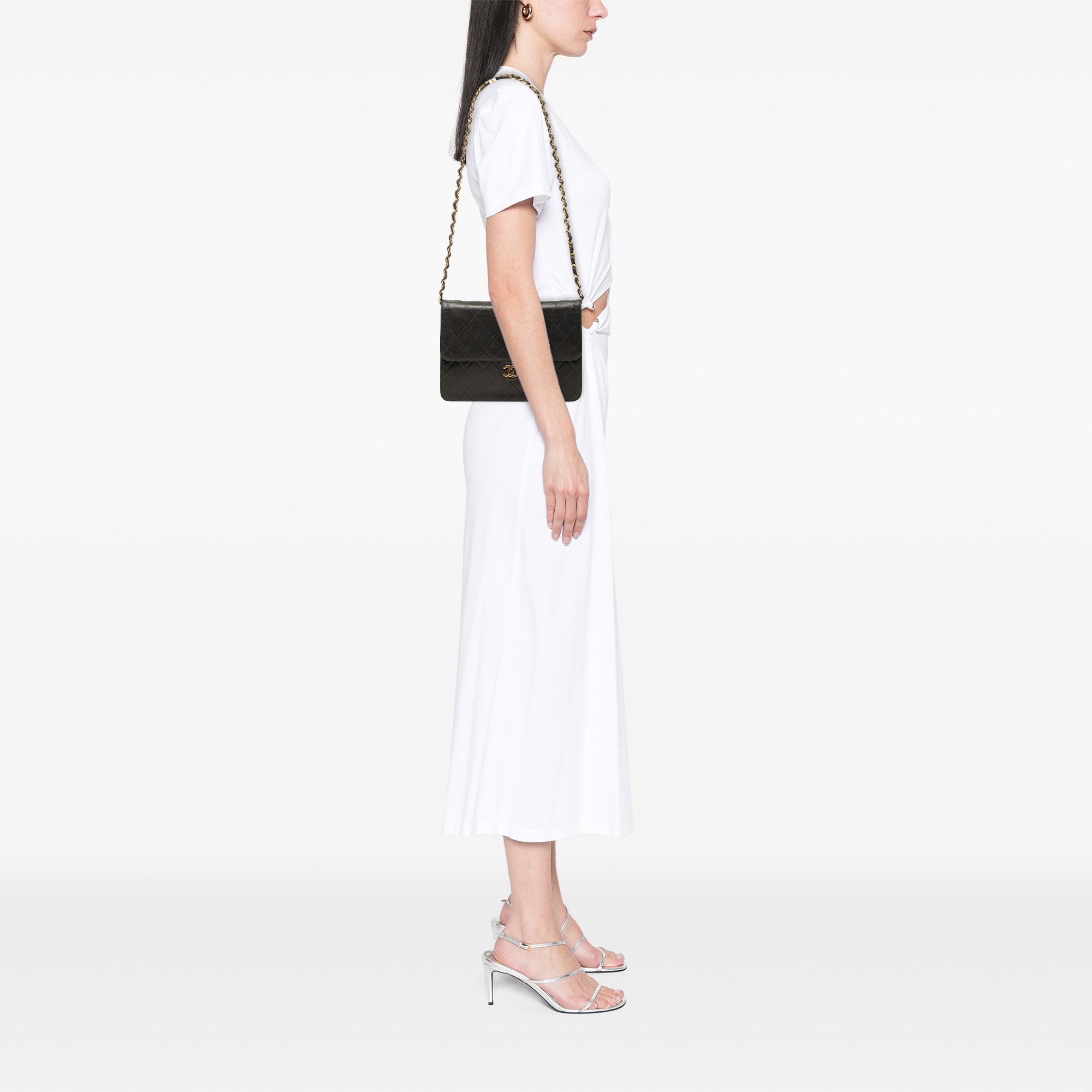 Chanel Medium CC Matelassé Cuir d’agneau Simple rabat