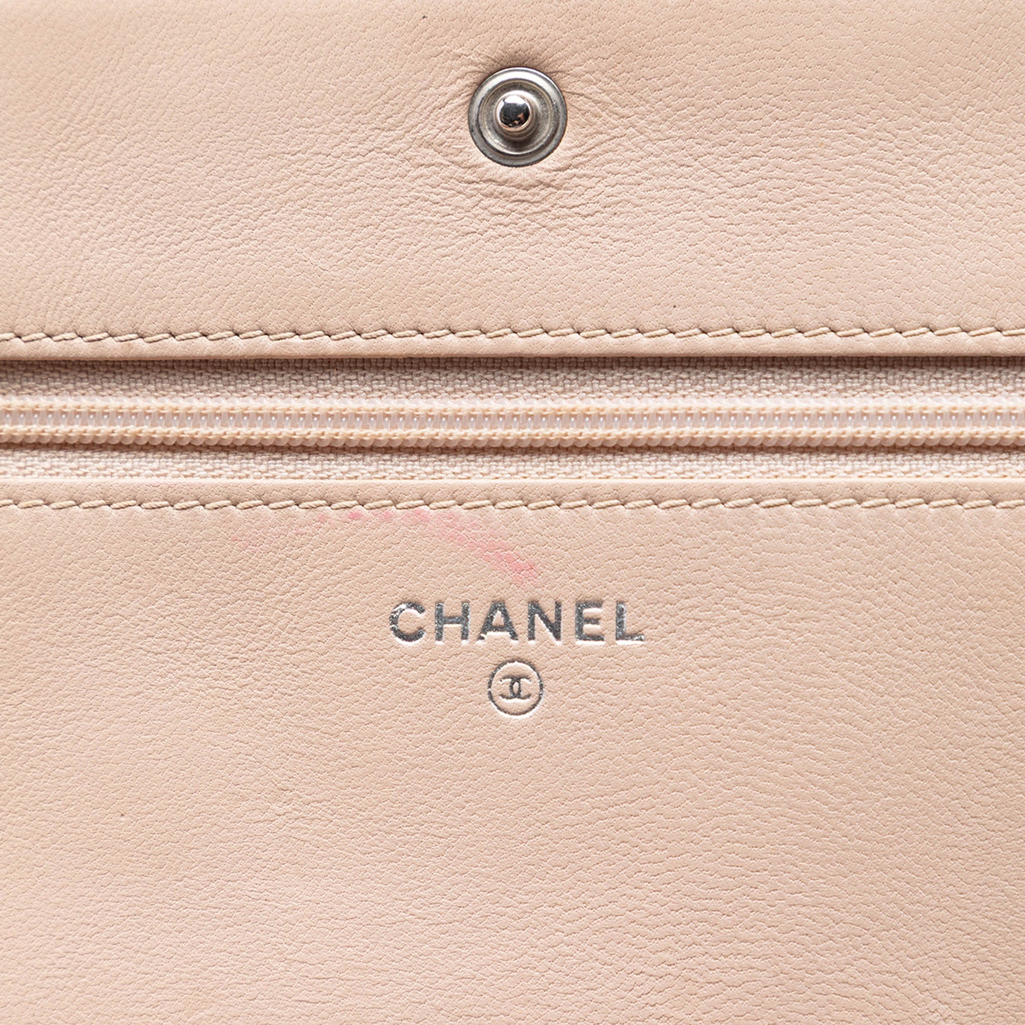 Chanel CC Matelassé Cuir d’agneau Diamond Wallet on Chain