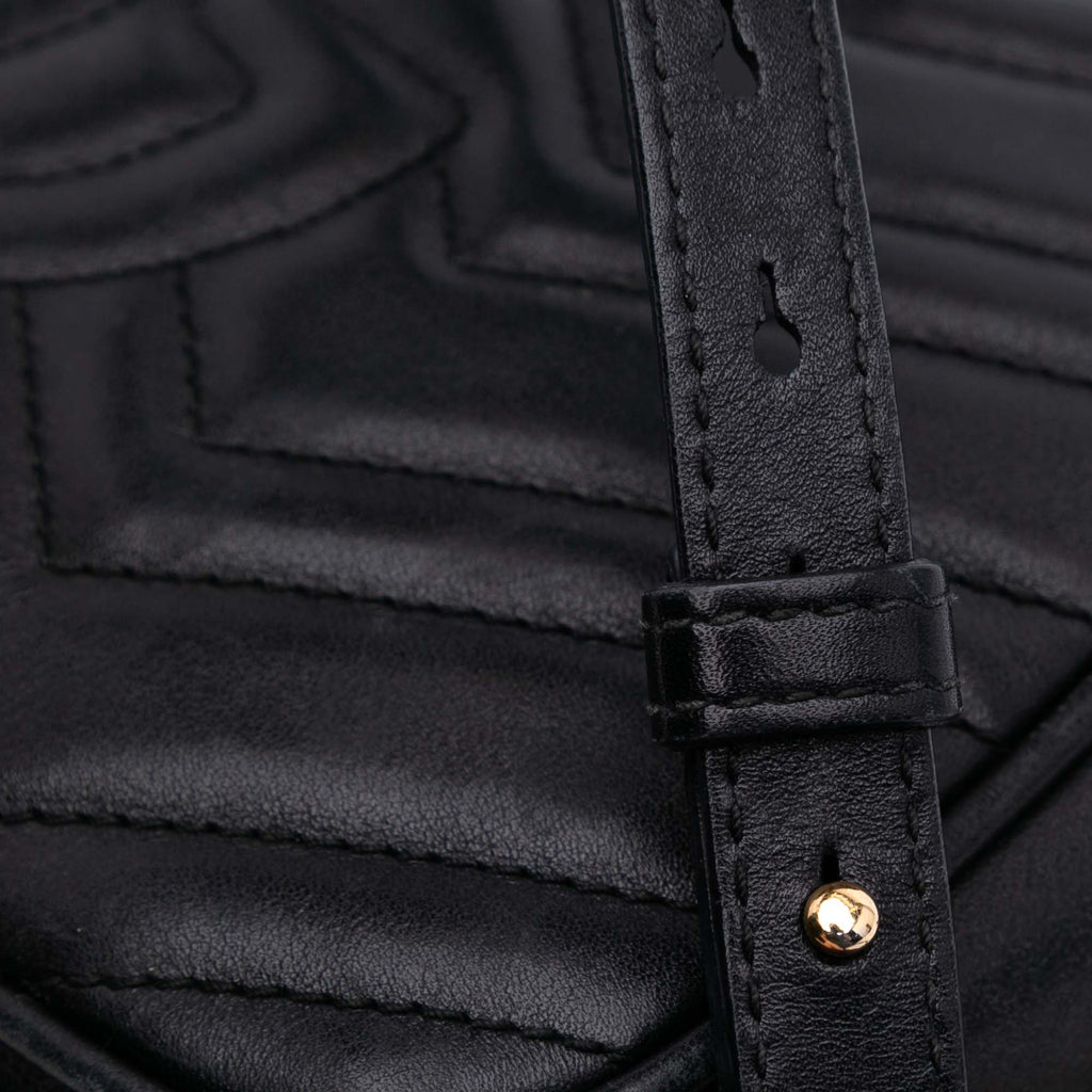 Gucci Small GG Marmont Matelasse Cuir de veau Sac porté croisé