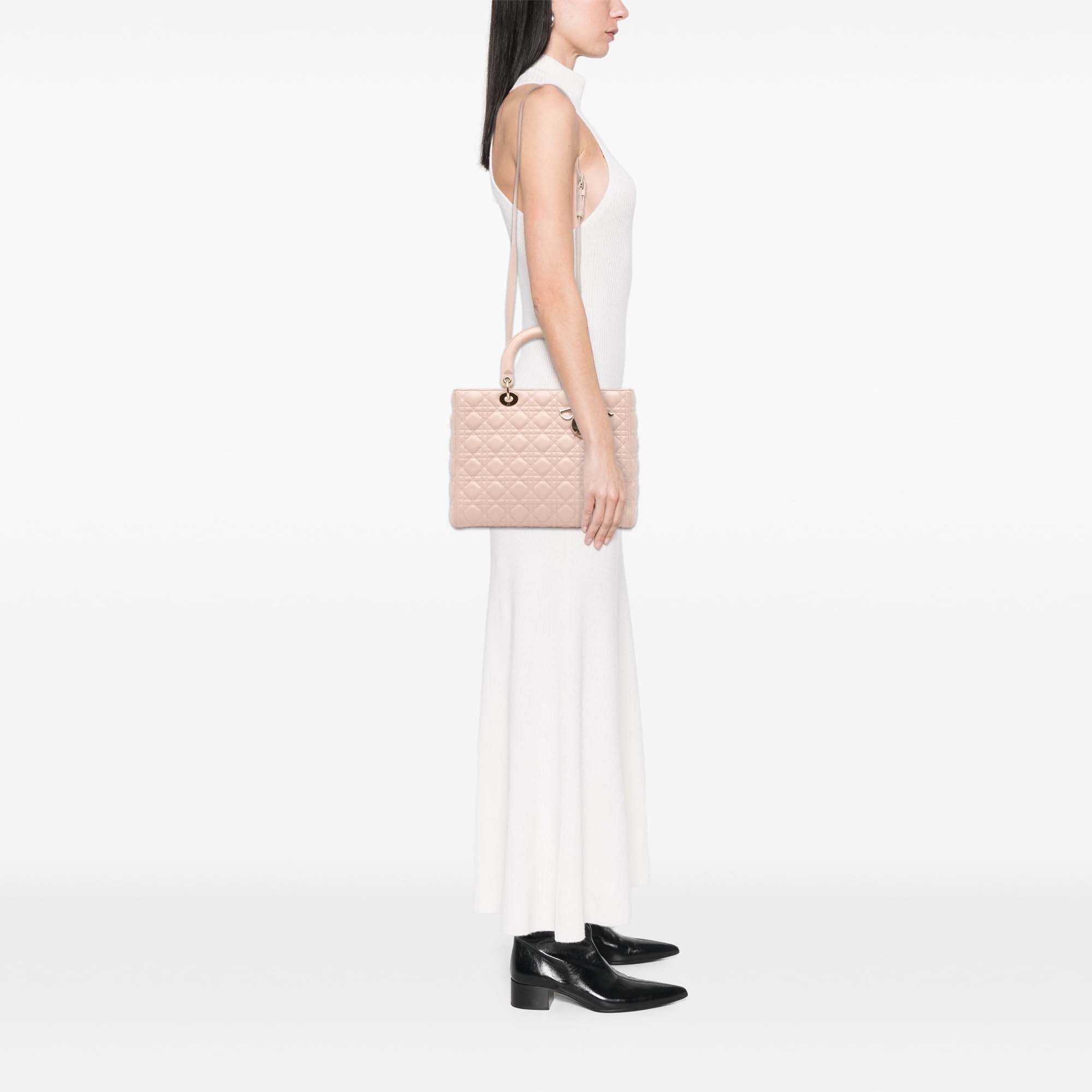 Dior Large Cuir d’agneau Cannage Lady Dior