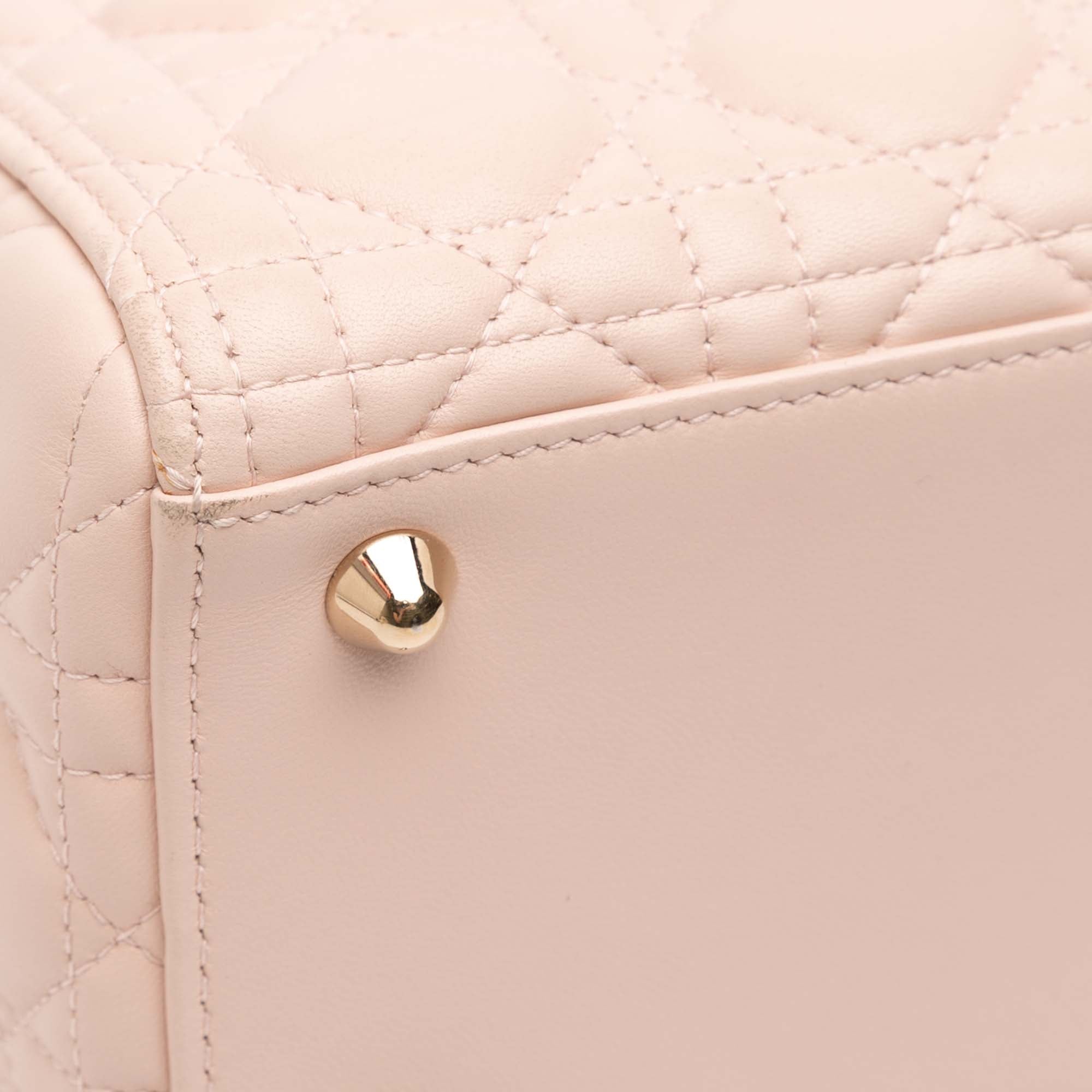 Dior Large Cuir d’agneau Cannage Lady Dior