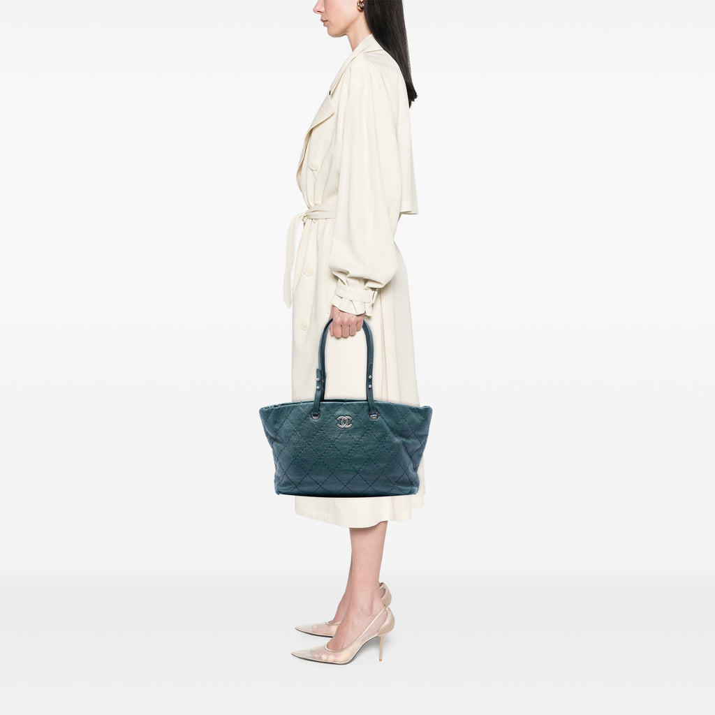 Chanel Large Glazed Cuir de veau On The Road Cabas
