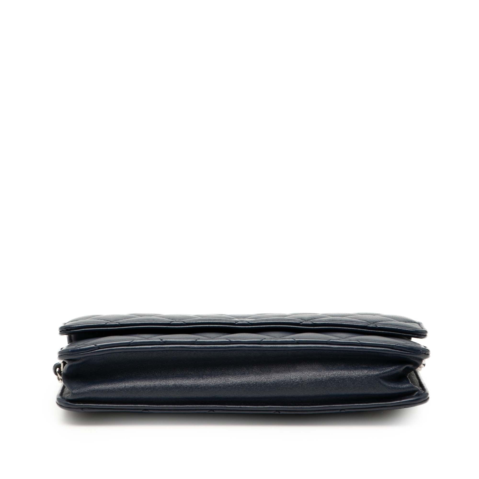 Chanel CC Matelassé Cuir d’agneau Wallet on Chain