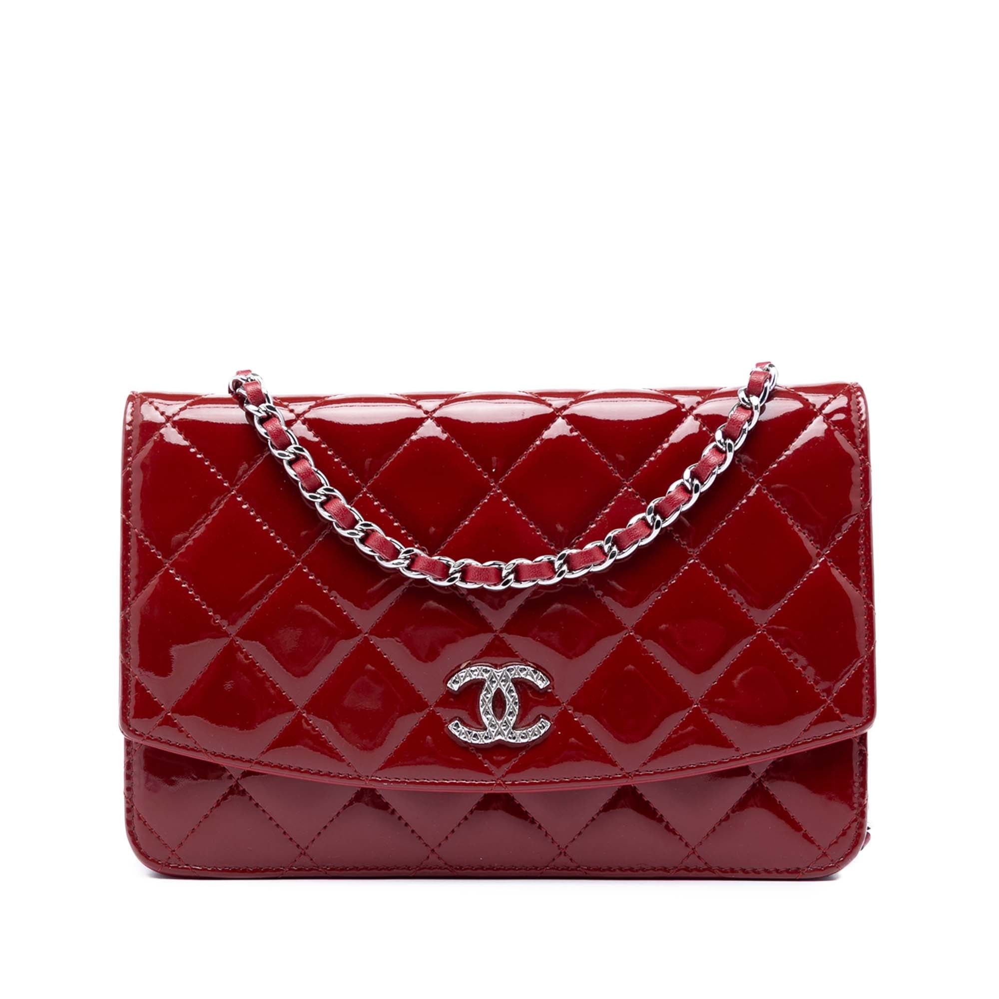 Chanel CC Matelassé Cuir verni Brilliant Wallet on Chain