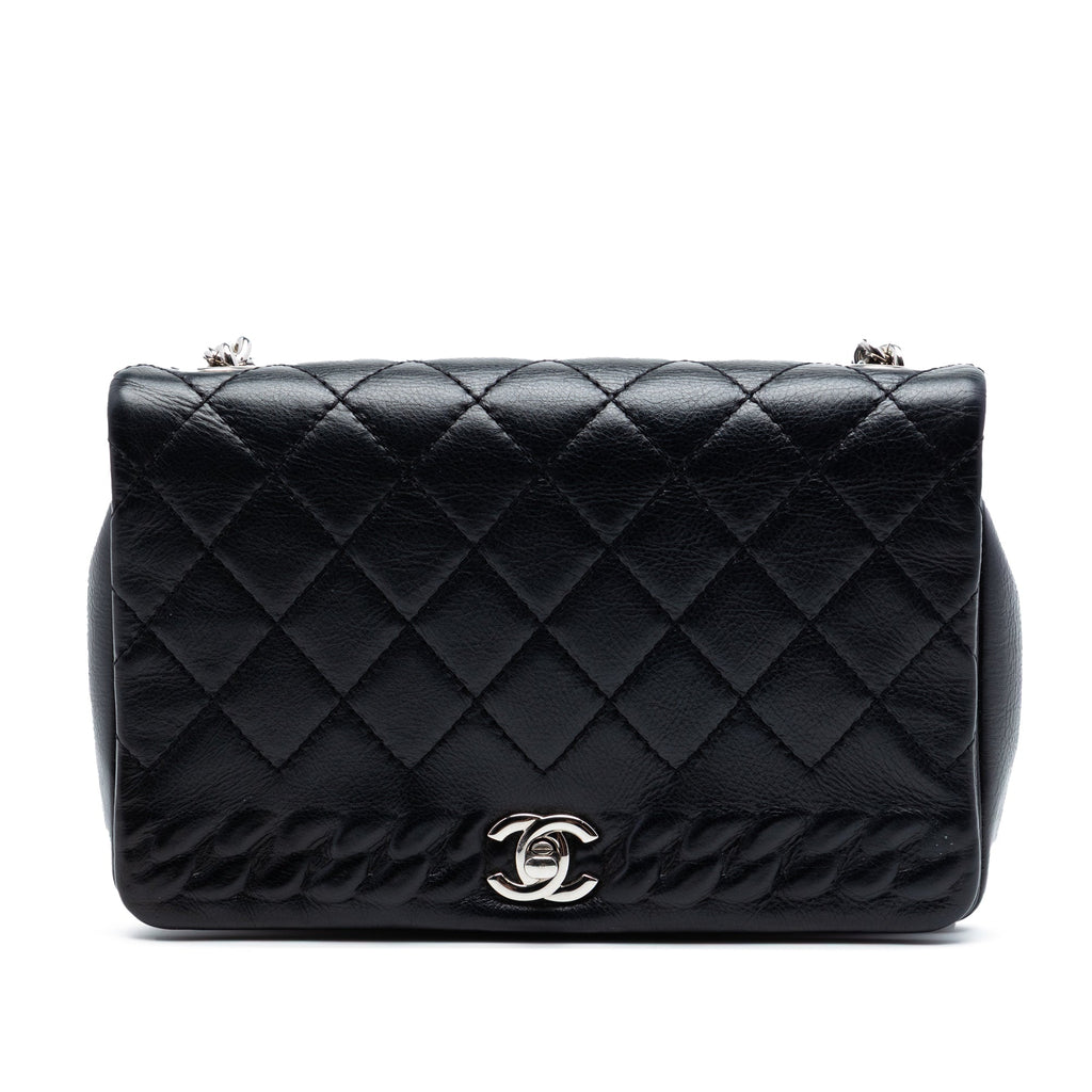 Chanel Small CC Matelassé Cuir d’agneau embossé Braid Simple rabat