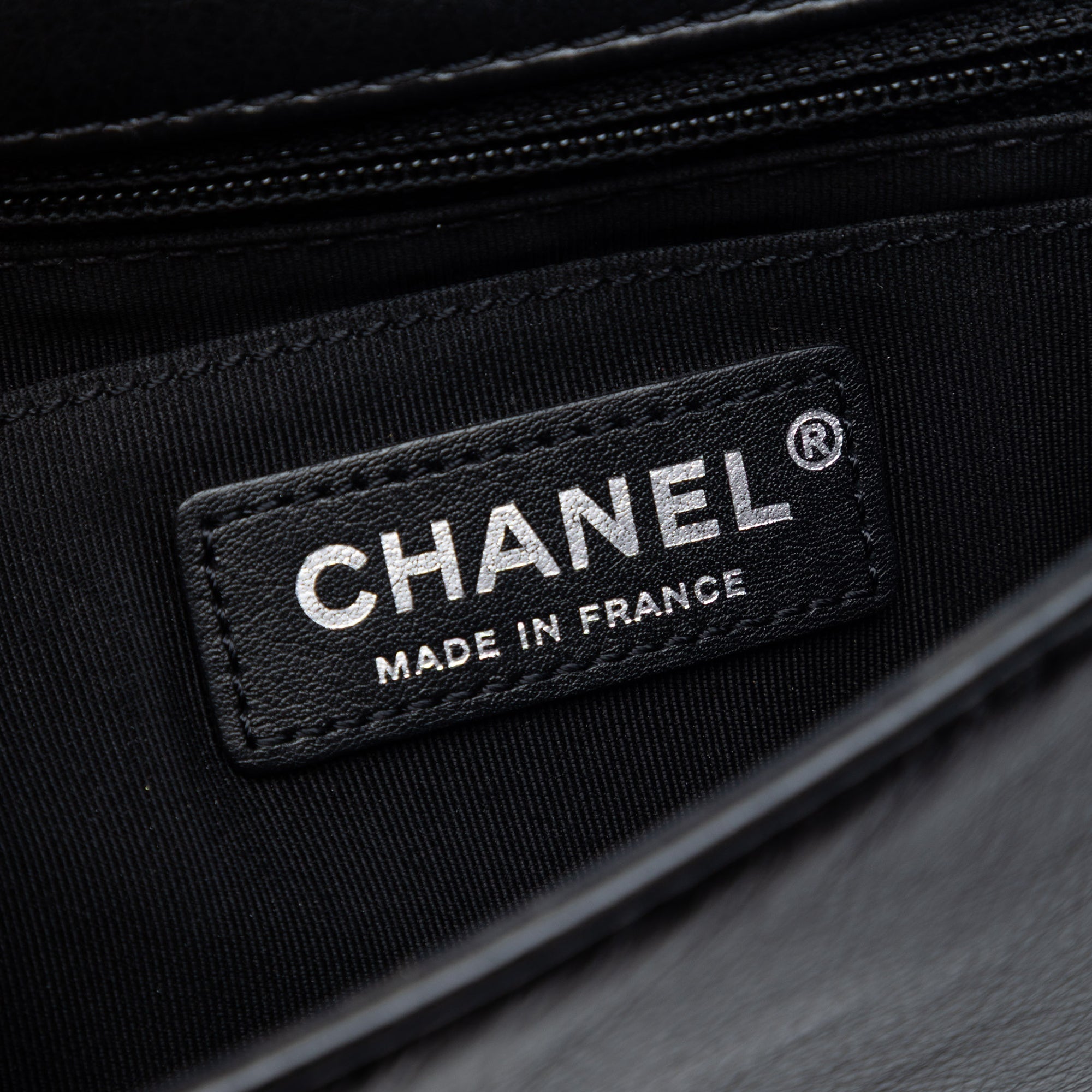 Chanel Small CC Matelassé Cuir d’agneau embossé Braid Simple rabat