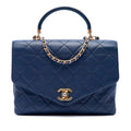 Chanel CC Matelassé Cuir de veau Metal anse supérieure Envelope à rabat
