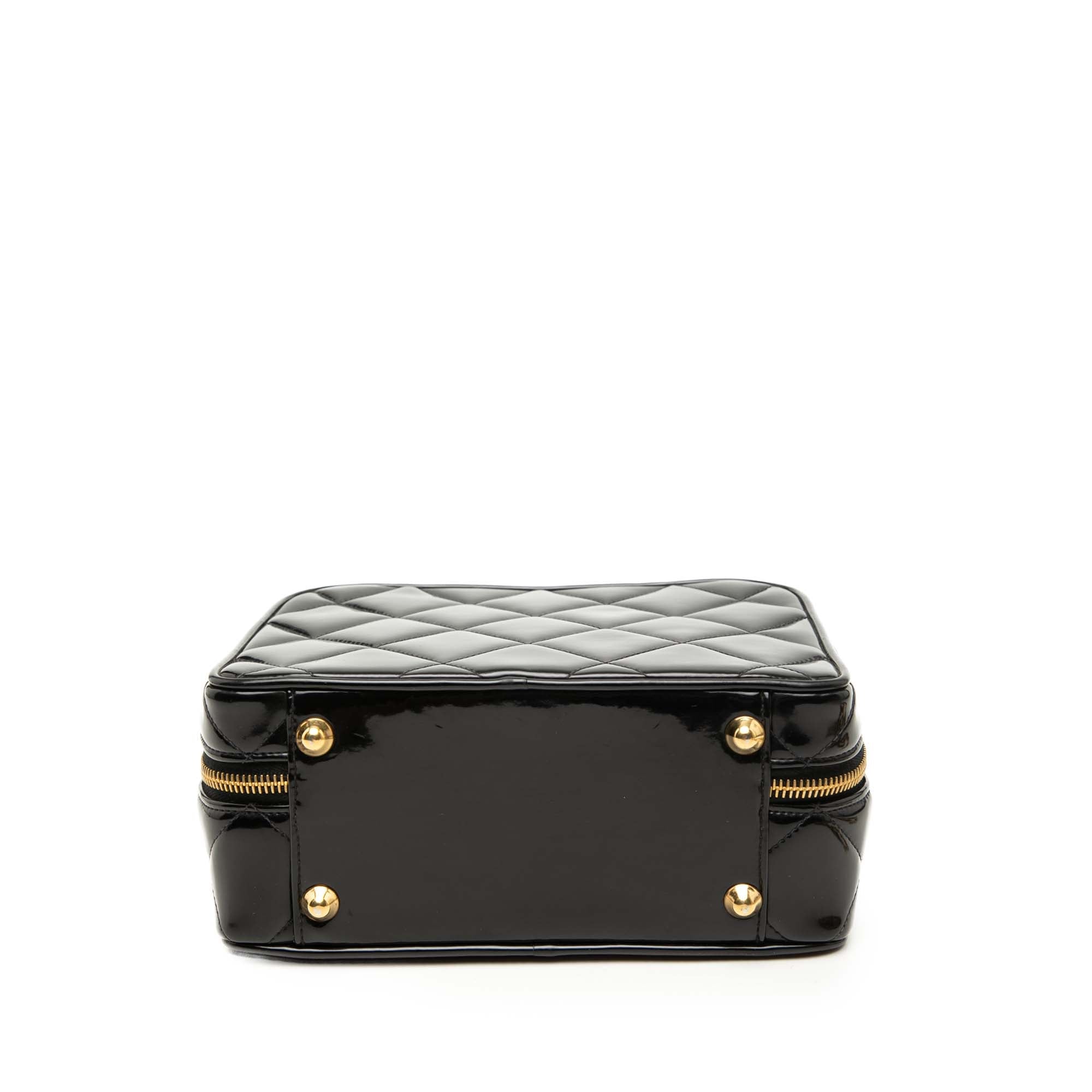Chanel Matelassé Cuir verni Vanity