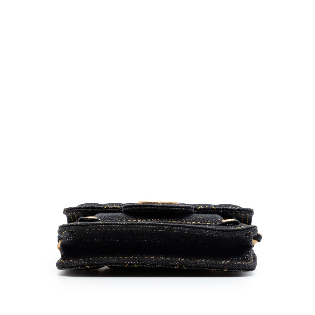 Chanel Mini Matelassé Jean Double You Card Holder avec chaîne