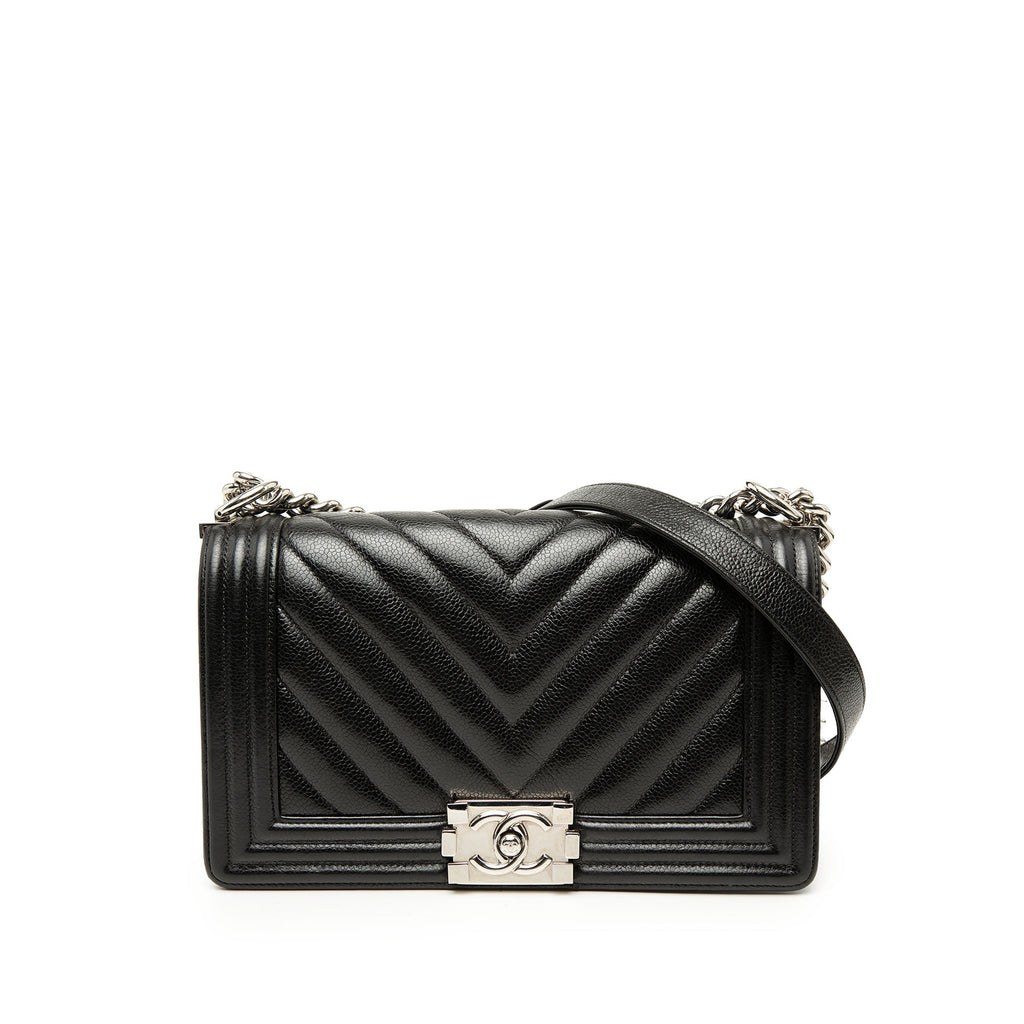 Chanel Old Medium Chevron Caviar Boy à rabat