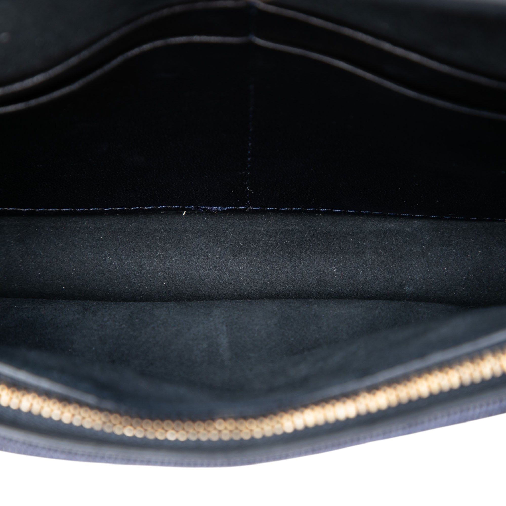 Dior Jean Cannage clouté DiorAddict Wallet on Chain