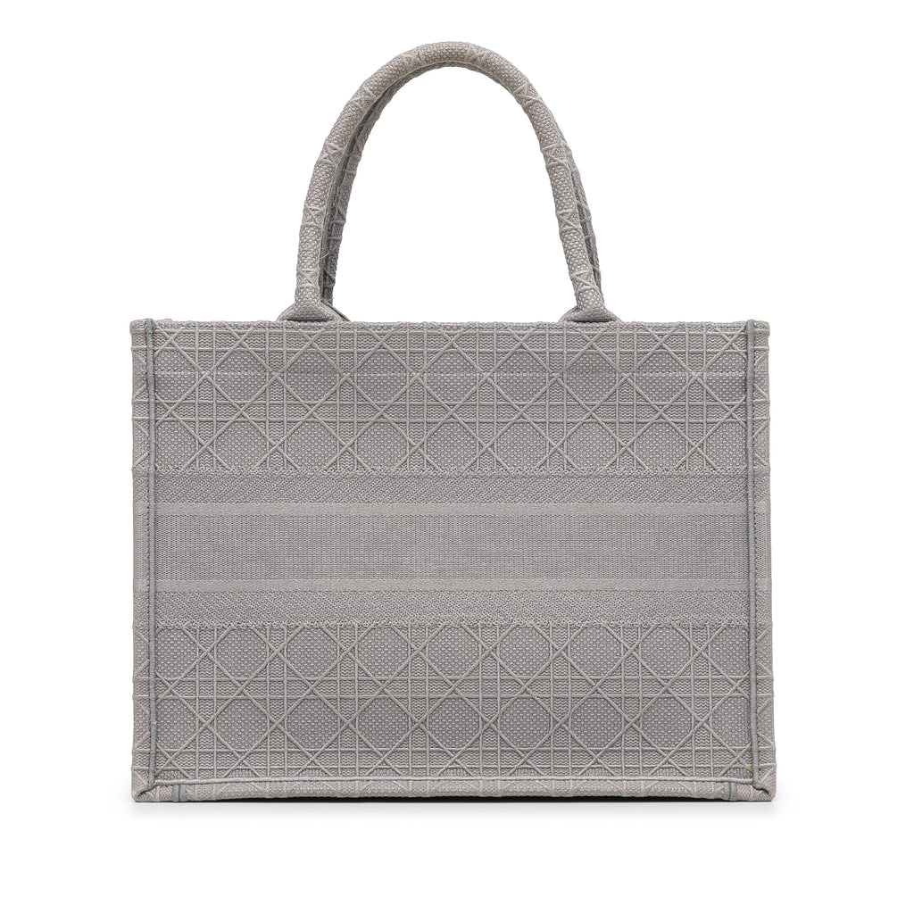 Dior Medium Cannage brodé Book Cabas
