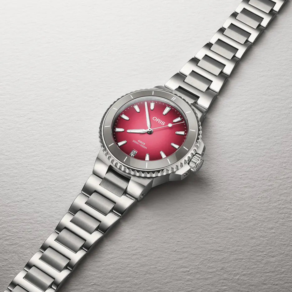 Oris Aquis Date Taste Of Summer Fucsia 01 733 7792 4158-07 8 19 05P