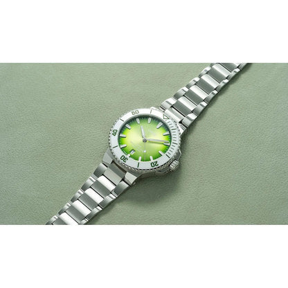 Oris Aquis Date Taste Of Summer Verde 01 733 7787 4137-07 8 22 04Peb