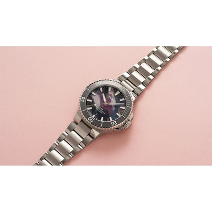 Oris Aquis Date Upcycle Multicolor 01 733 7787 4150-07 8 22 04Peb