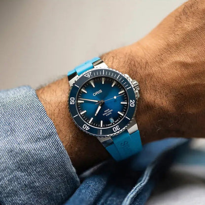 Oris Aquis Date Blu 01 400 7790 4135-07 4 23 45Eb