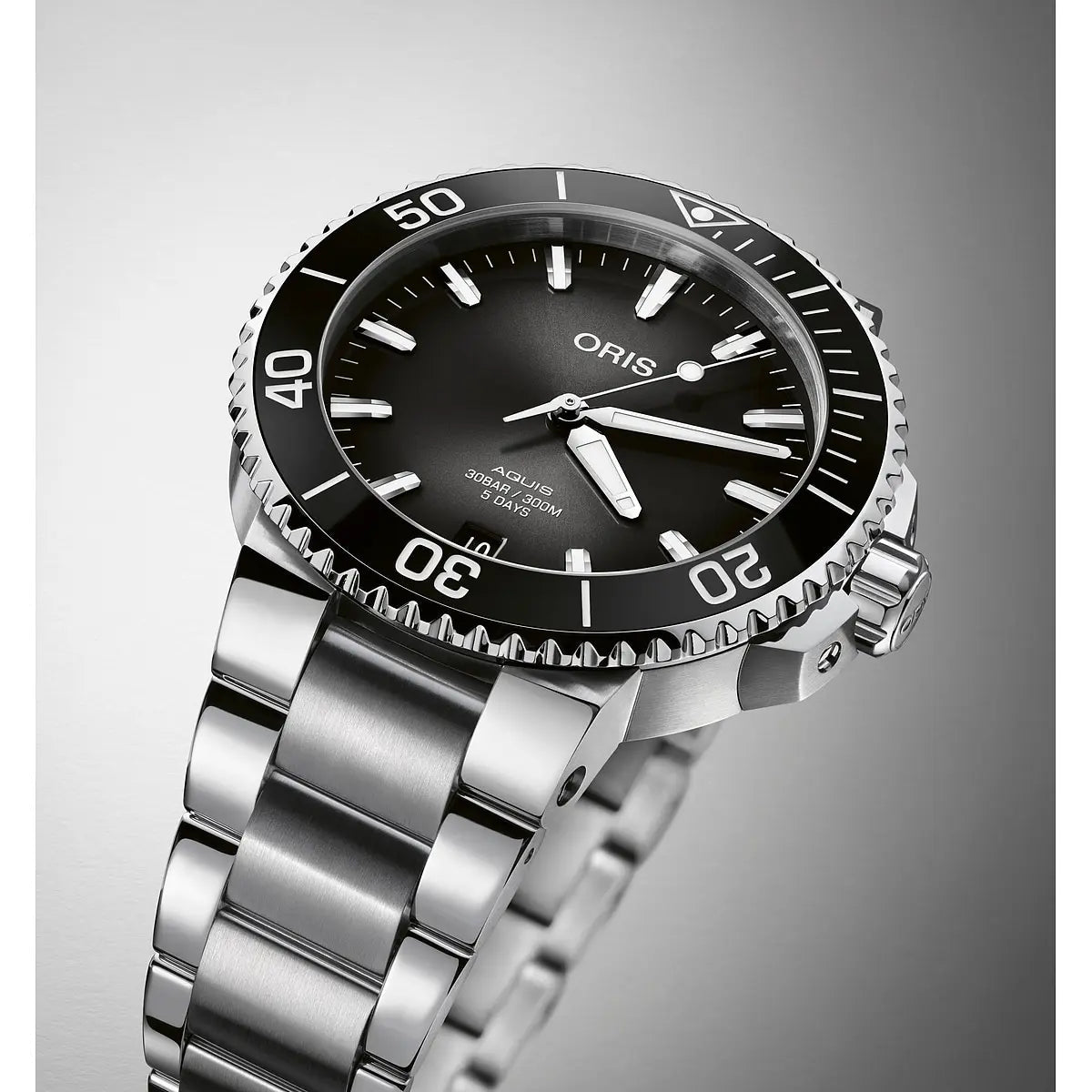 Oris Aquis Date Grigio 01 400 7769 4154-07 8 22 09Peb
