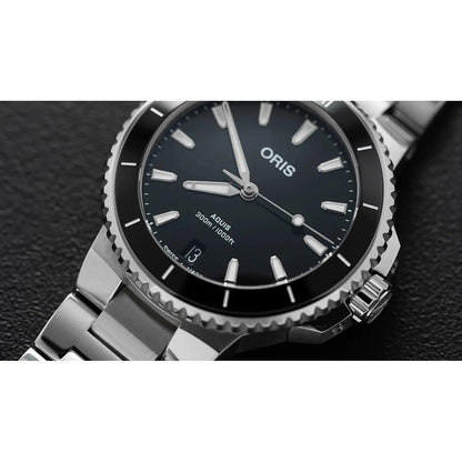 Oris Aquis Date Nero 01 733 7792 4154-07 8 19 05P