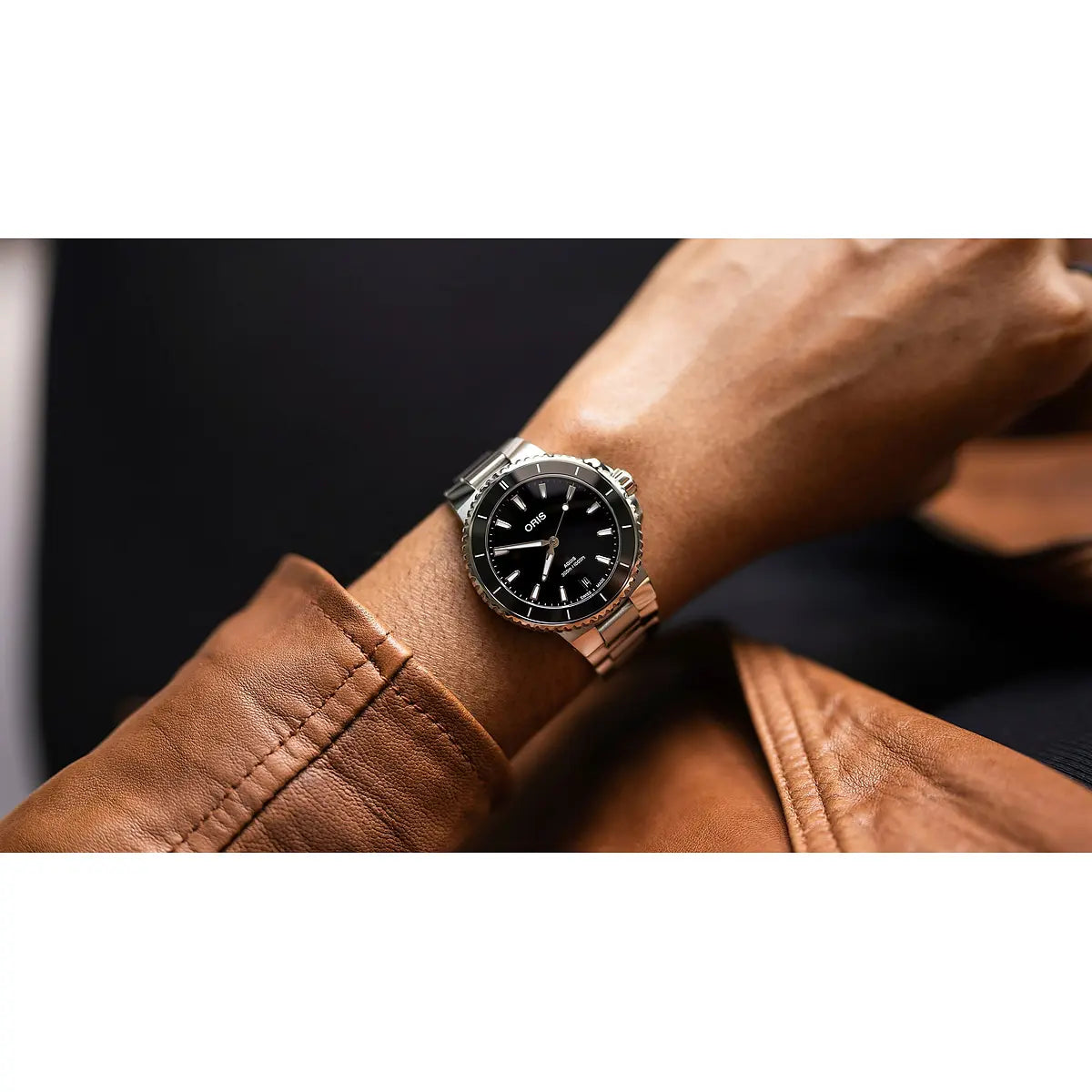 Oris Aquis Date Nero 01 733 7792 4154-07 8 19 05P