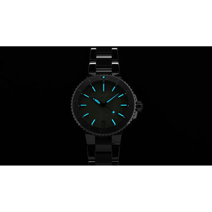 Oris Aquis Date Verde 01 733 7770 4157-07 8 18 05P