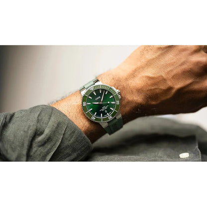 Oris Aquis Date Verde 01 733 7789 4157-07 4 23 37Fc