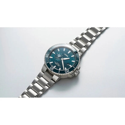 Oris Aquis Small Second Date Blu 01 743 7733 4155-07 8 24 05Peb