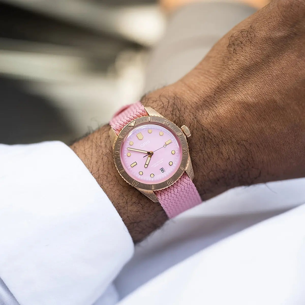 Oris Divers Sixty-Five Cotton Candy Rosa 01 733 7771 3158-07 3 19 04Brs