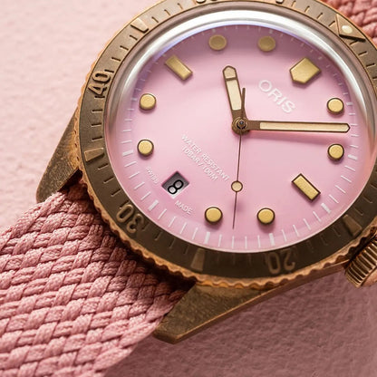 Oris Divers Sixty-Five Cotton Candy Rosa 01 733 7771 3158-07 3 19 04Brs
