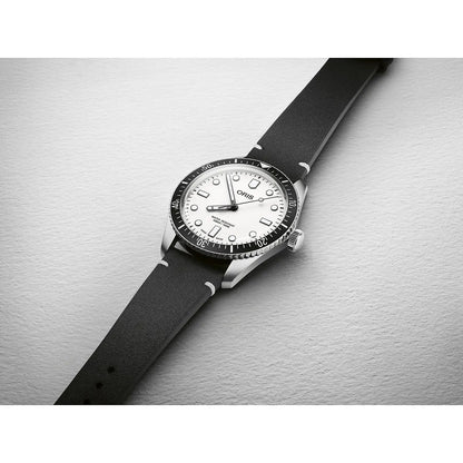 Oris Divers Social Club Helsinki Bianco 01 733 7707 4051 Osc-Hel-Set
