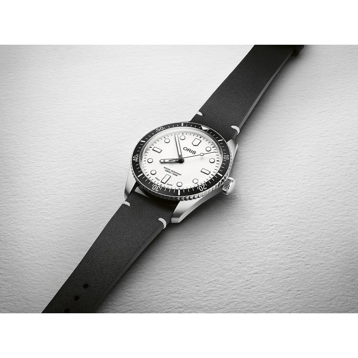 Oris Divers Social Club Nürnberg Bianco 01 733 7707 4051 Osc-Nbg-Set