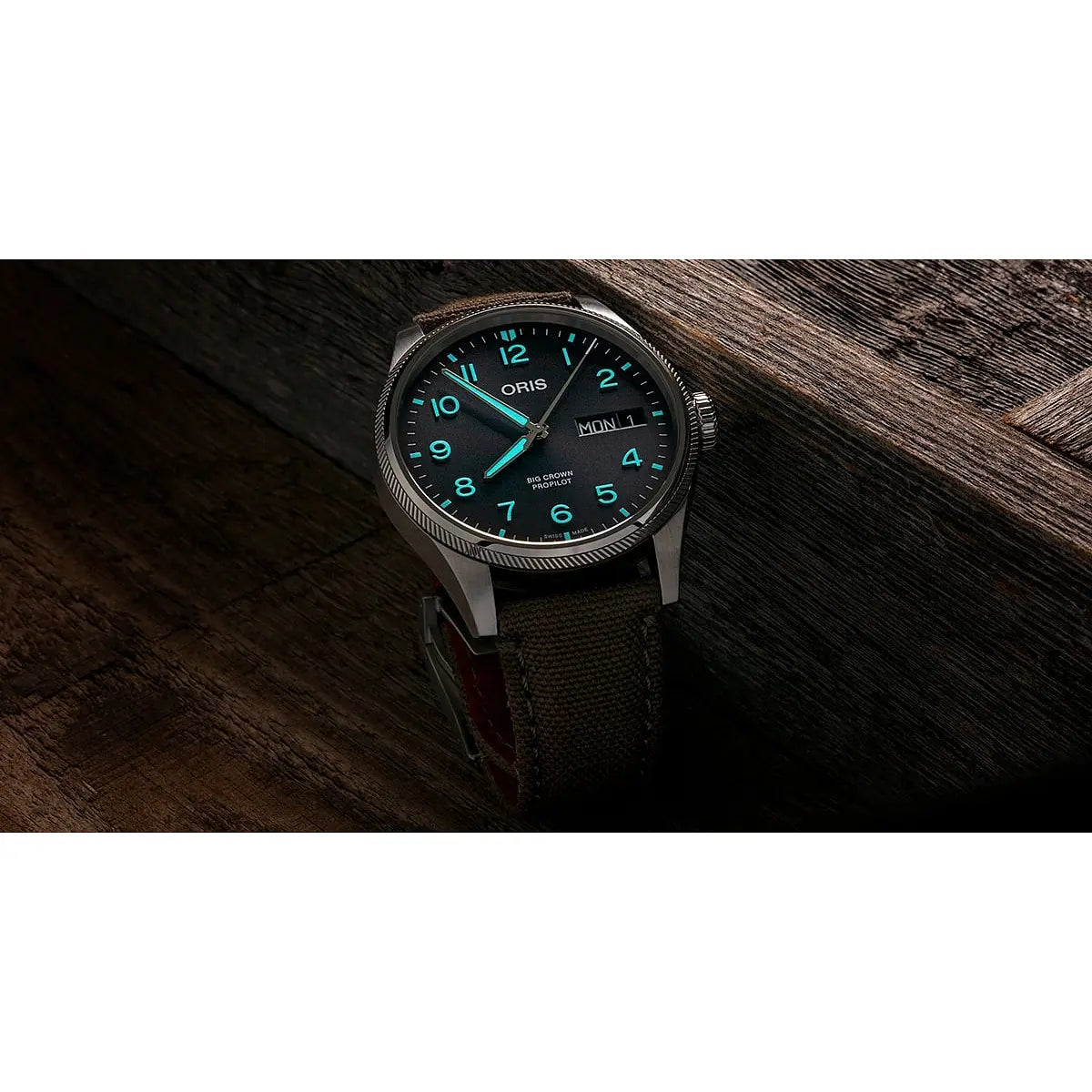 Oris Propilot Big Crown Big Day Date Nero 01 752 7760 4063-07 3 22 02Lc