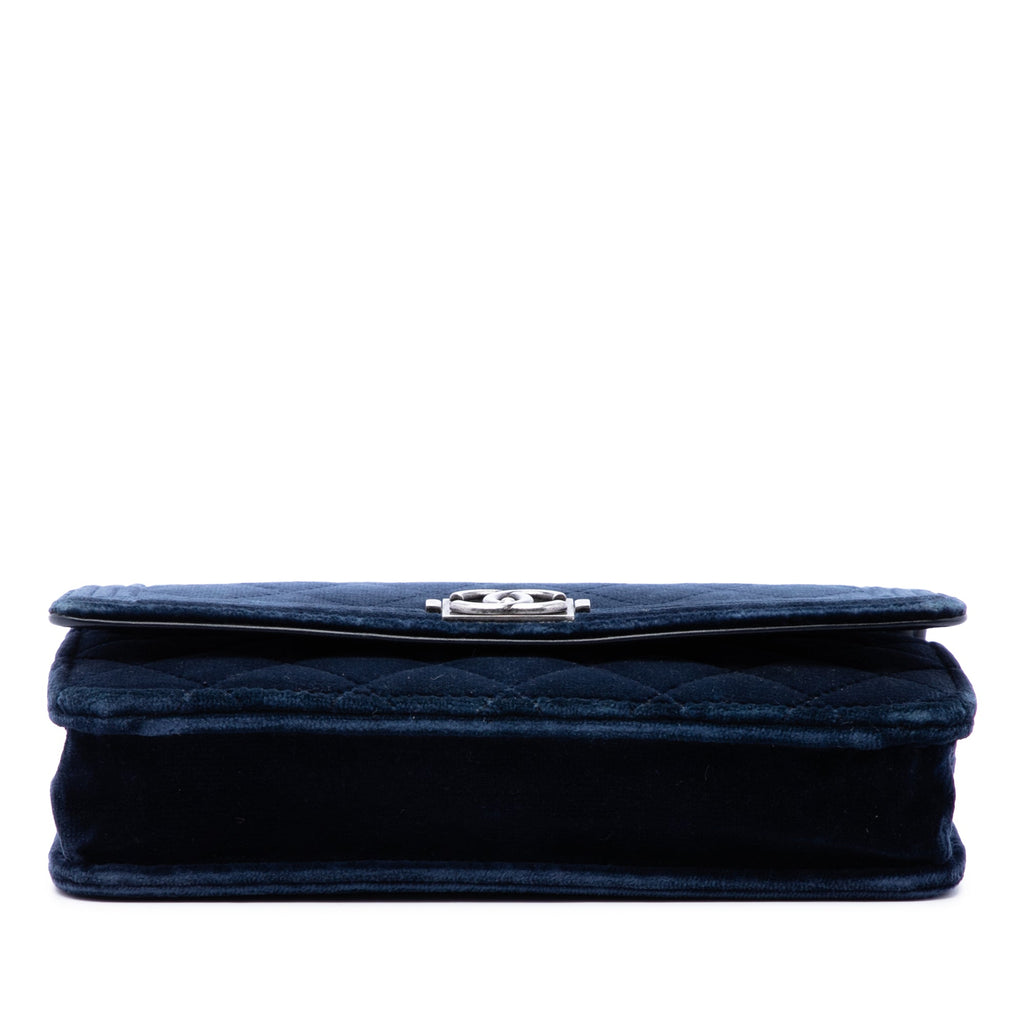 Chanel Matelassé Velours Boy Wallet on Chain