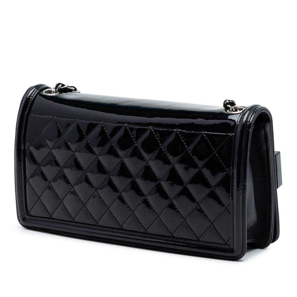 Chanel Cuir verni et Acrylic Cristal Embellished Boy Brick Horizontal à rabat
