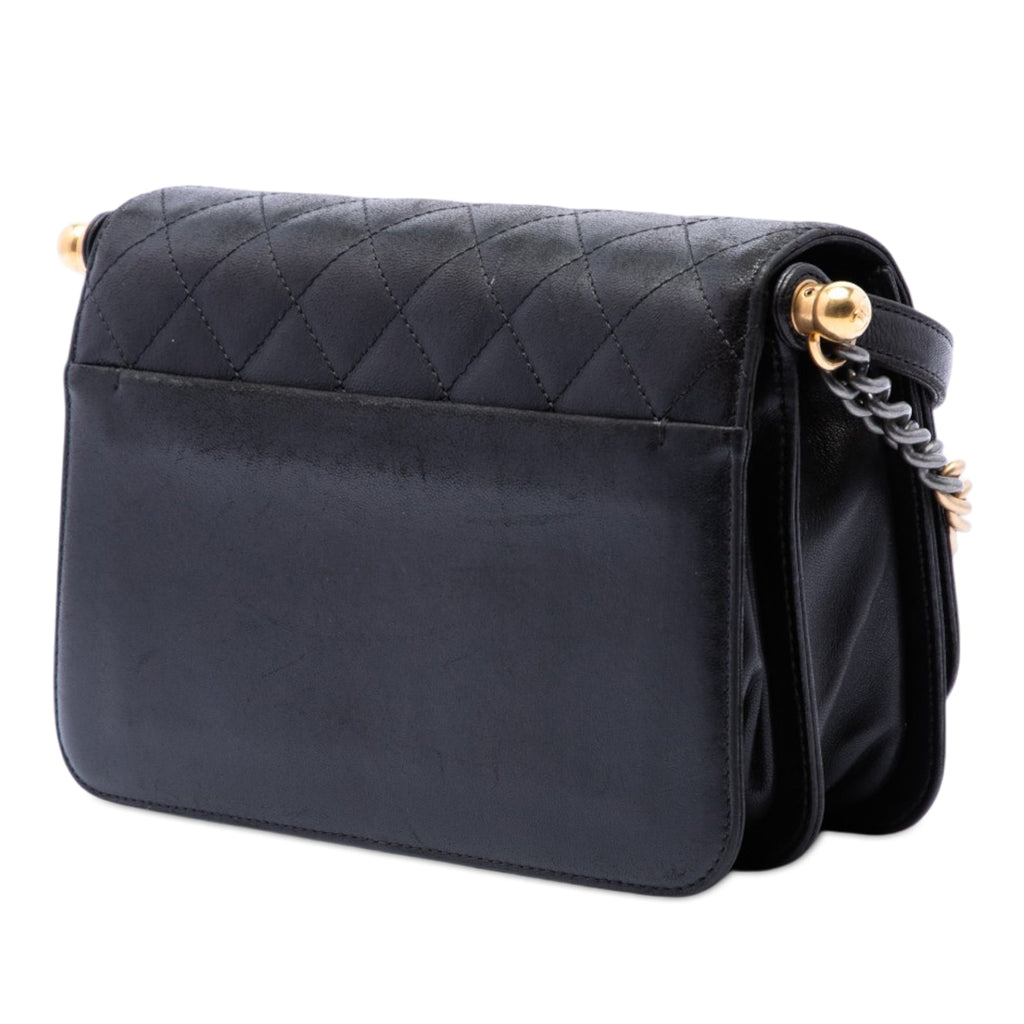 Chanel Paris Cosmopolite Medium Matelassé Cuir d’agneau Ritz à rabat