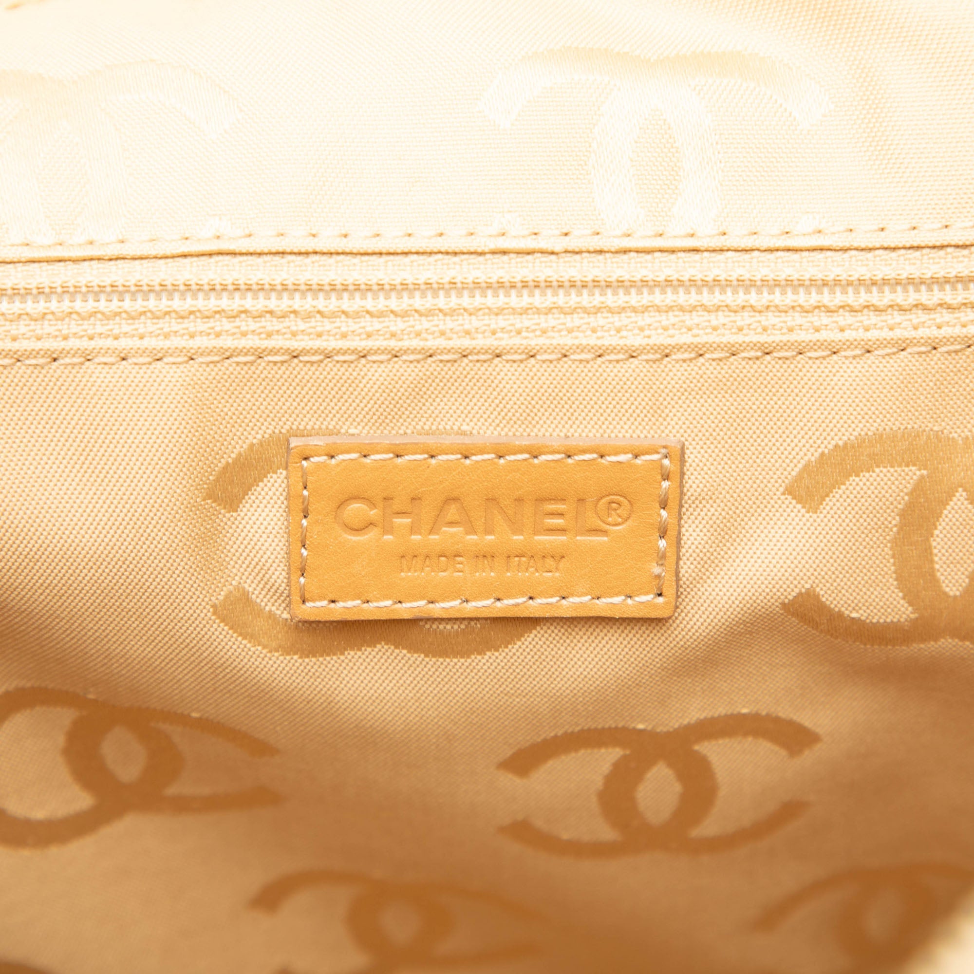 Chanel CC Cuir d’agneau Wild Stitch Sac à main