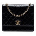 Chanel CC Matelassé Cuir verni Square à rabat