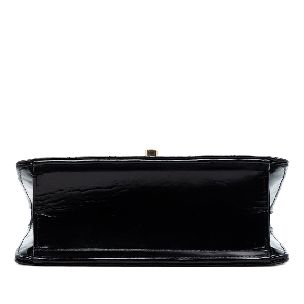 Chanel CC Matelassé Cuir verni Square à rabat