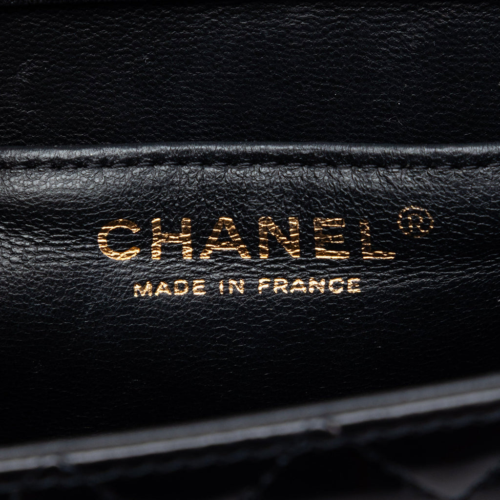 Chanel CC Matelassé Cuir verni Square à rabat