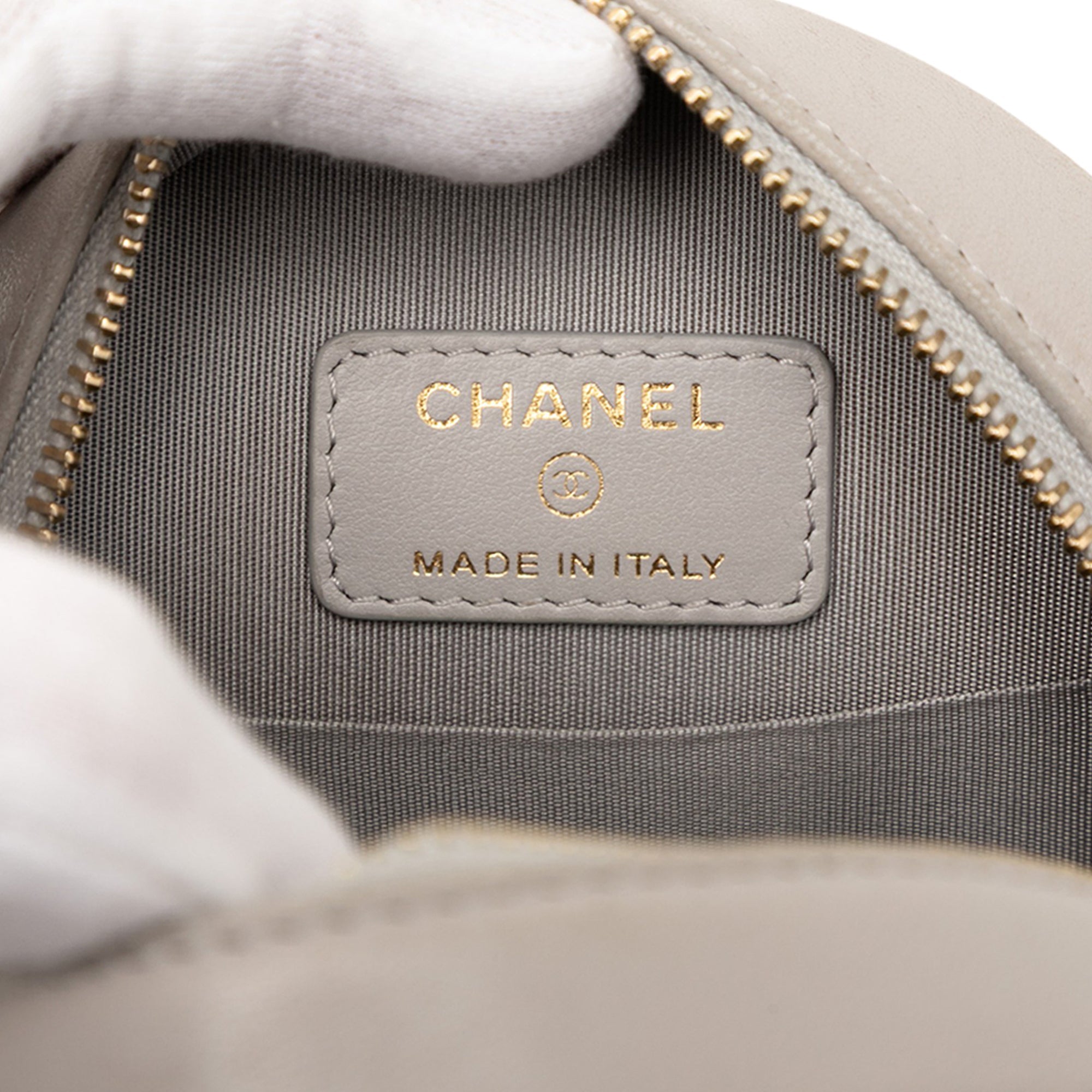 Chanel Cuir d’agneau 19 Rond Pochette avec chaîne