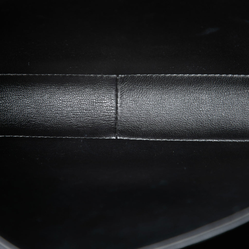 Celine Classique brillant Cuir de veau Triomphe Sac porté croisé
