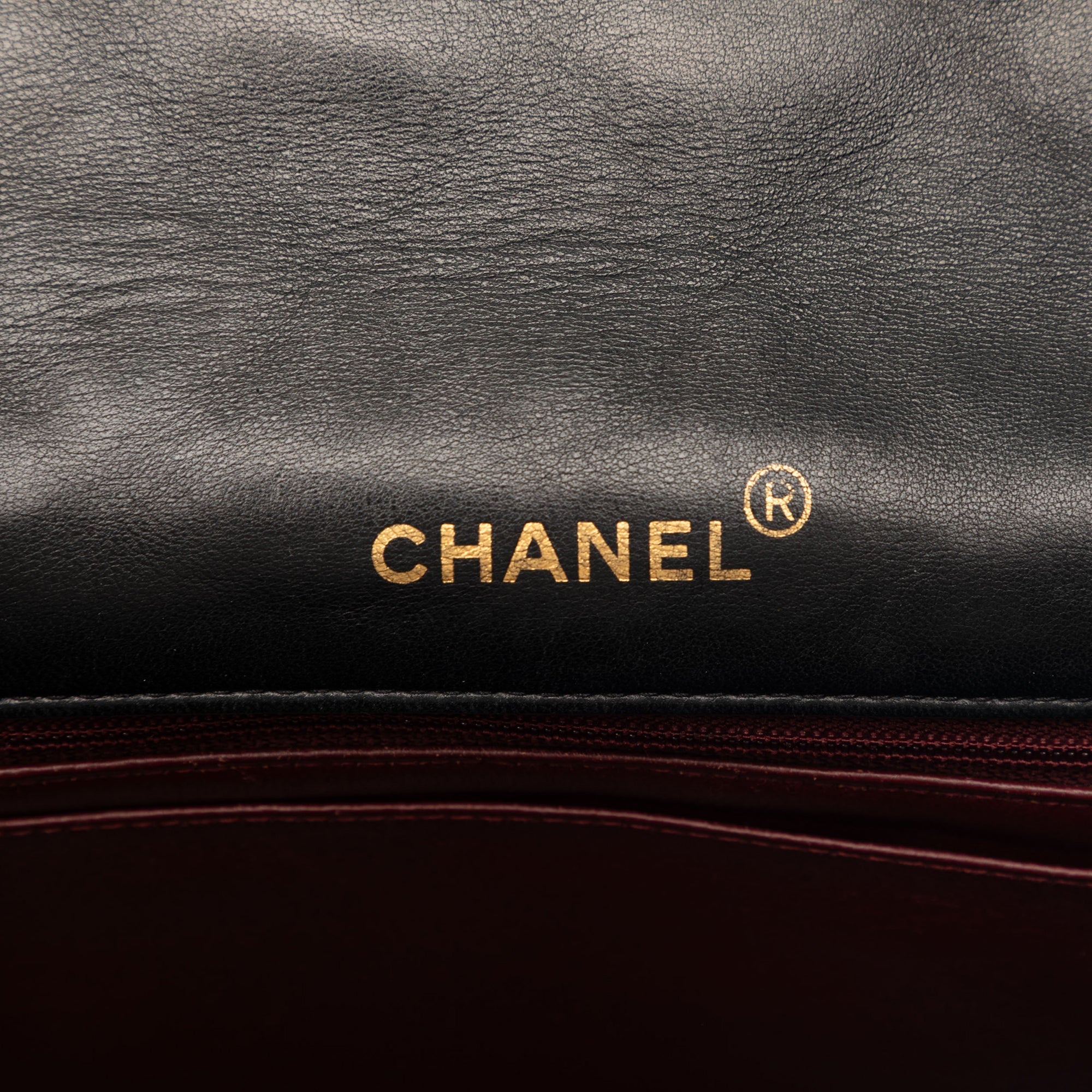 Chanel Medium Cuir d’agneau Diana Rabat intégral