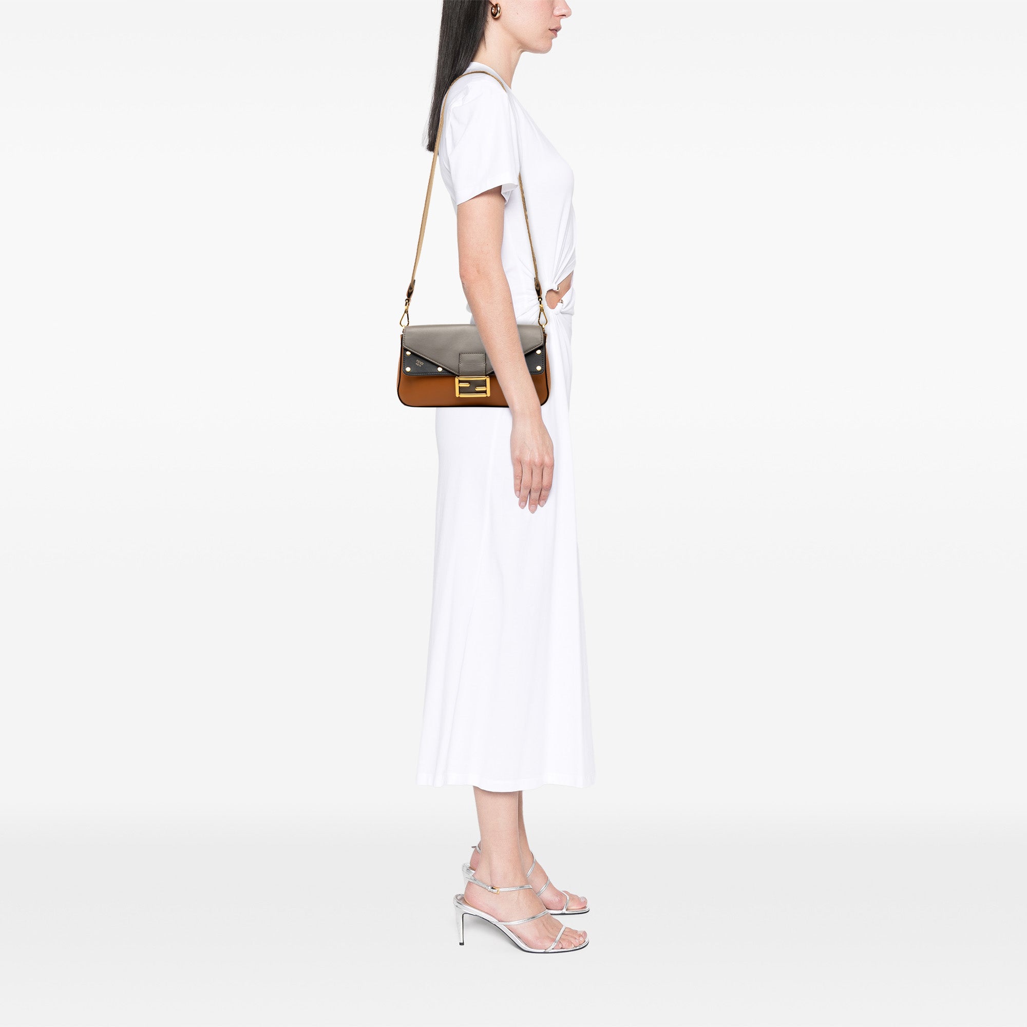 Fendi Vitello Grace FF 1974 Baguette Sac porté croisé