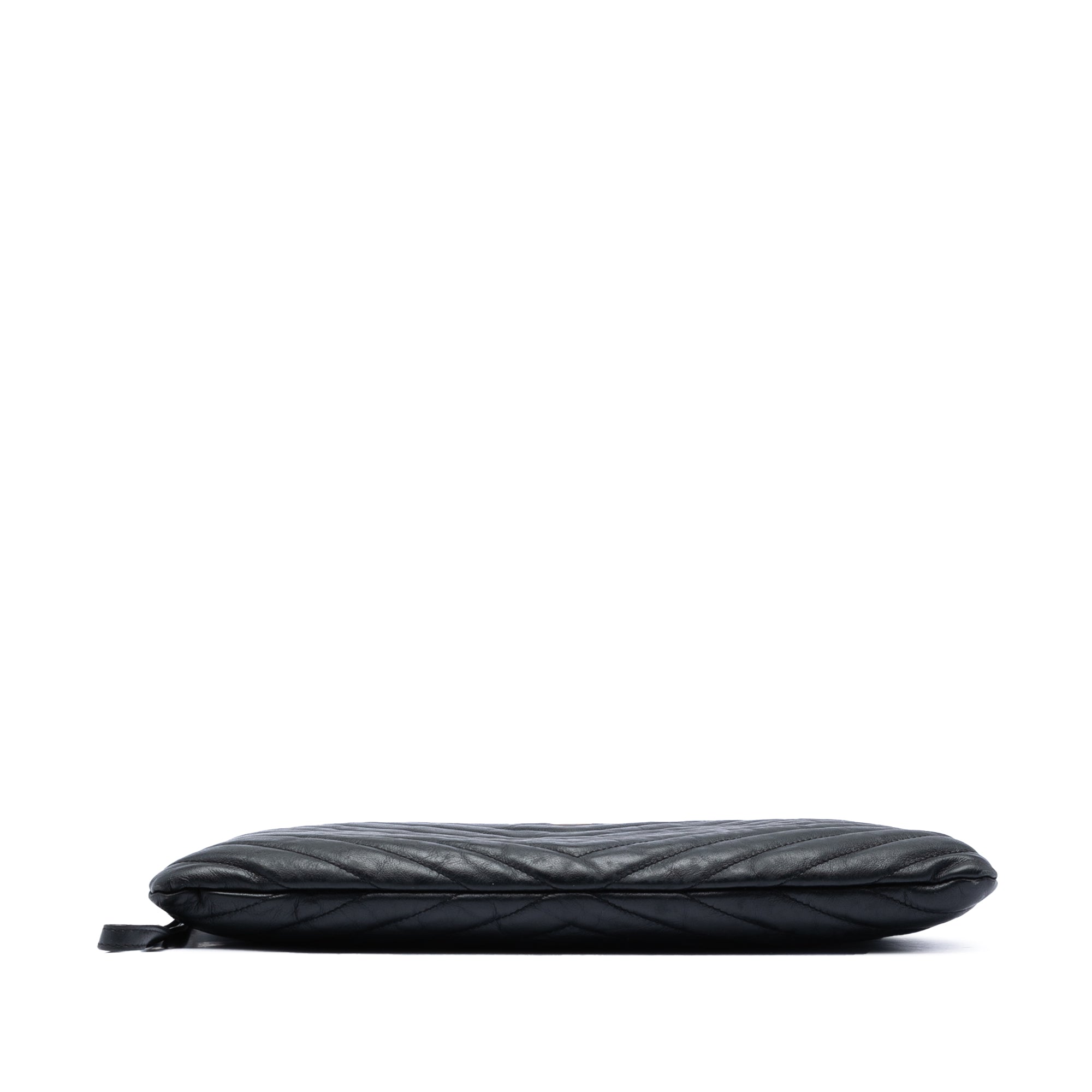 Saint Laurent Chevron Cuir de veau Monogram Zip A4 Pochette