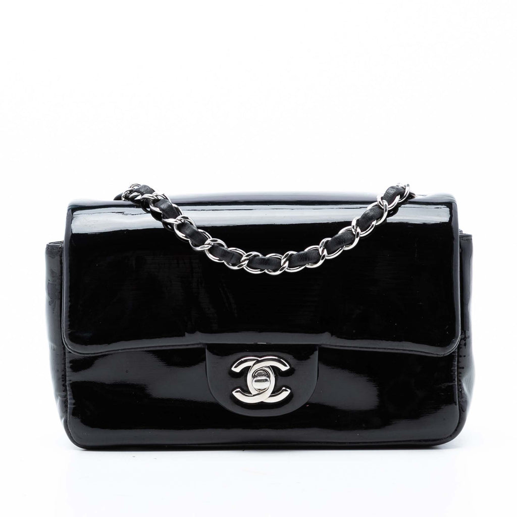Chanel Mini Rectangular Classic Pure Cuir verni Simple rabat