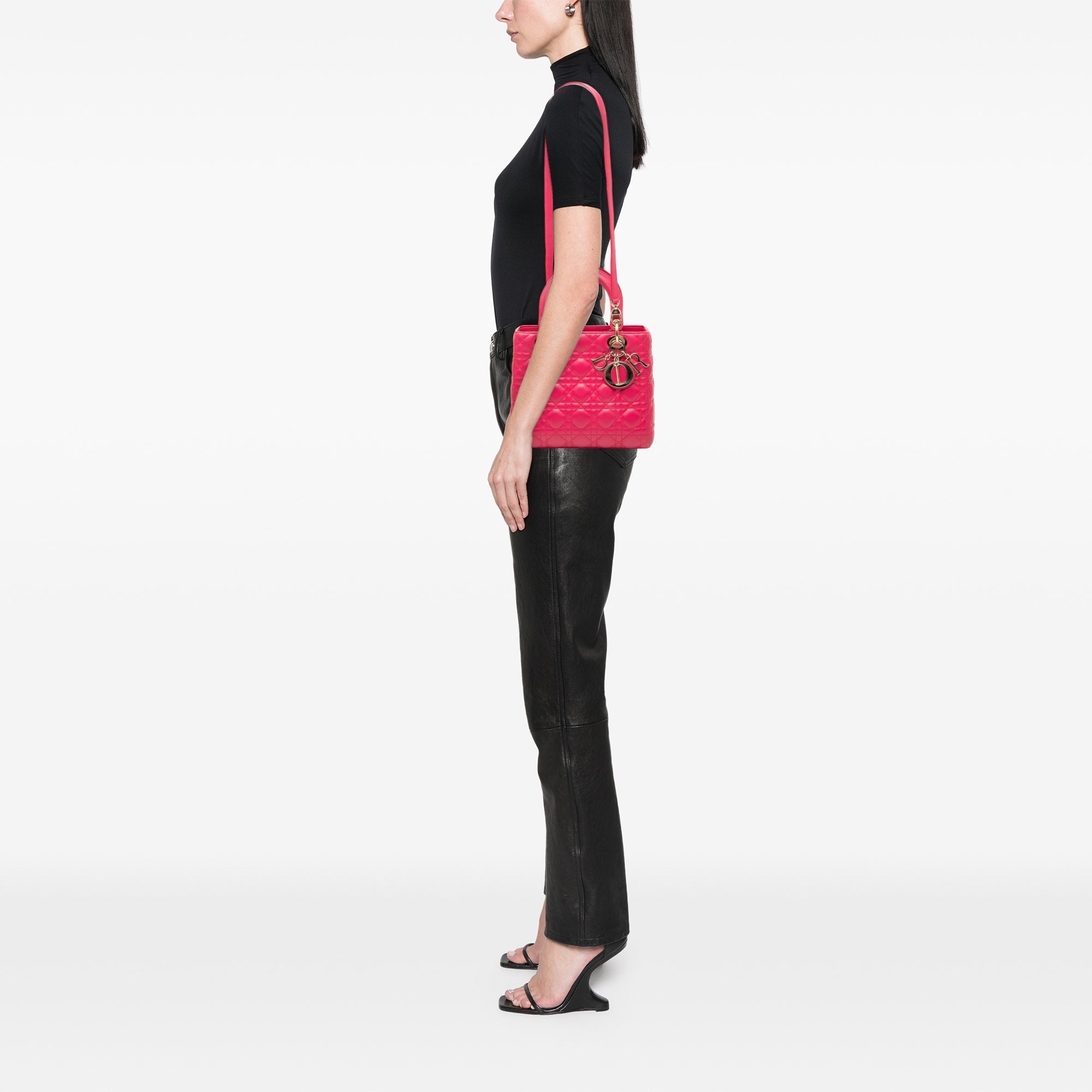 Dior Medium Cuir d’agneau Cannage Lady Dior
