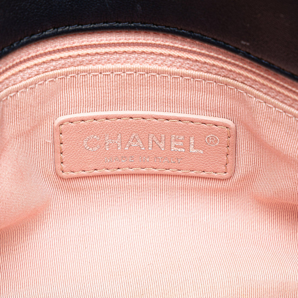 Chanel Matelassé Cuir d’agneau et Tweed Elegant Trim à rabat